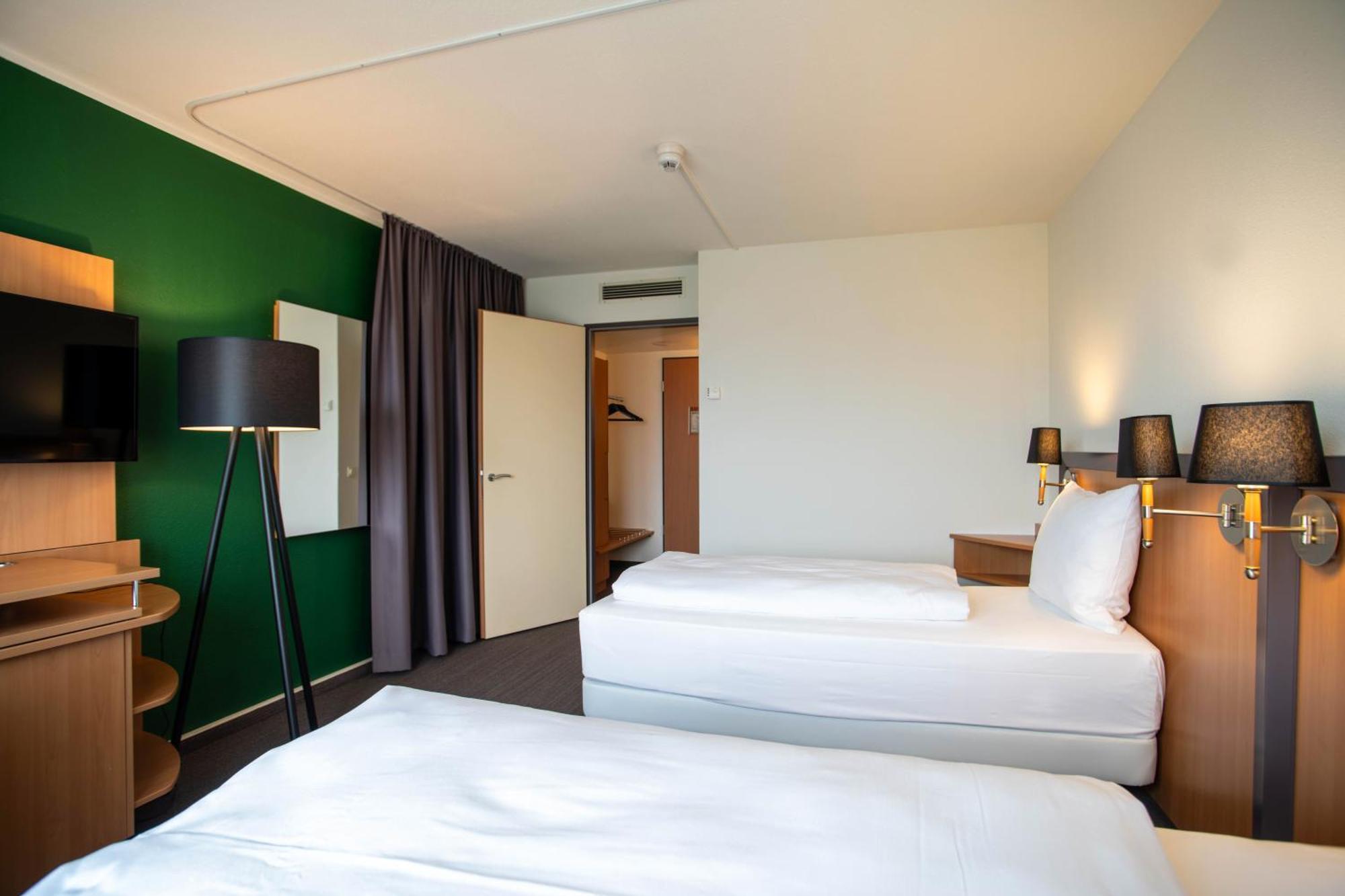 Best Western Conference Airporthotel Frankfurt Moerfelden Extérieur photo