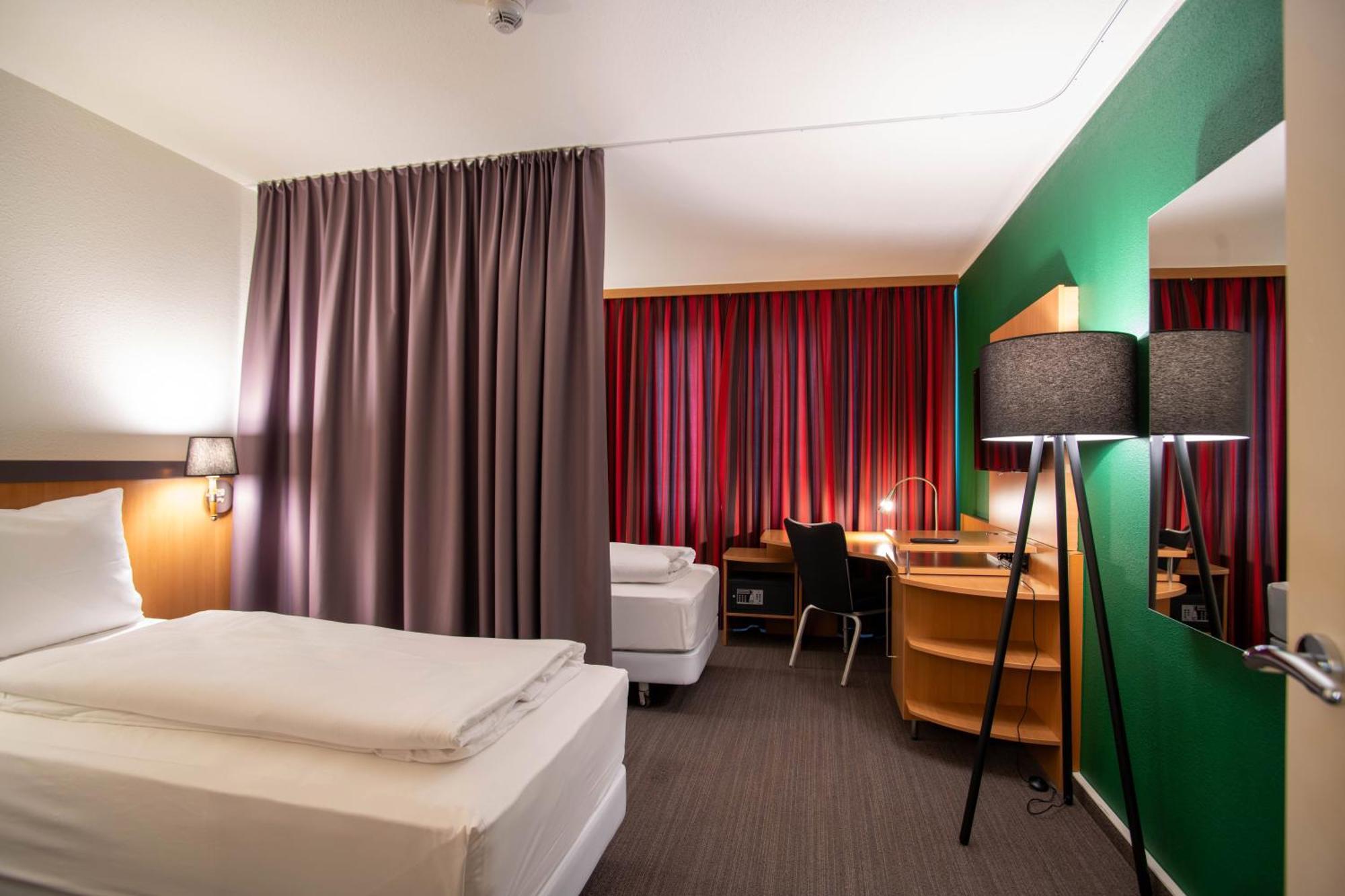 Best Western Conference Airporthotel Frankfurt Moerfelden Extérieur photo