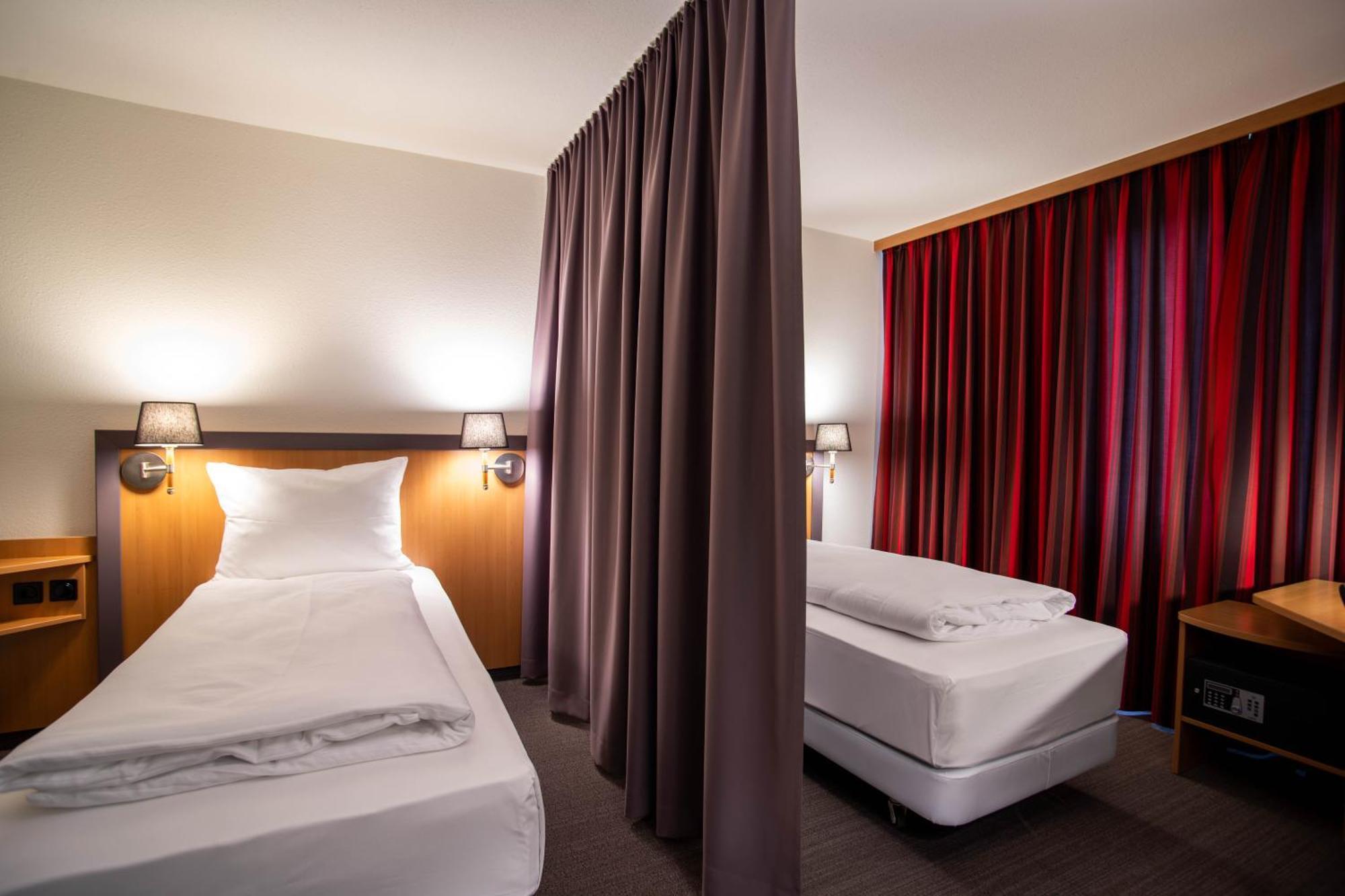Best Western Conference Airporthotel Frankfurt Moerfelden Extérieur photo